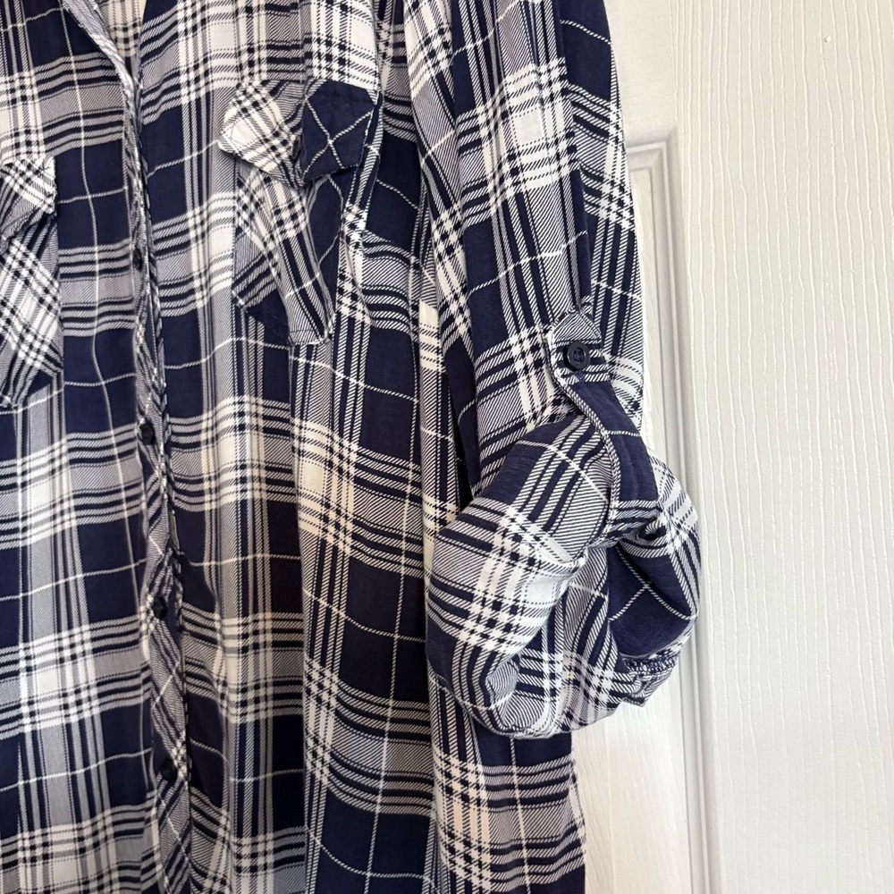 Torrid Navy & White Plaid Challis Camp Button Down Shirt With Collar Size 2X - Picture 10 of 12